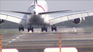 Emirates Airbus A380 landing at Düsseldorf Airport [HD]