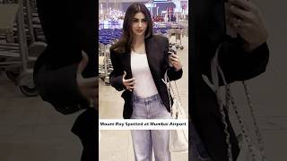 Mouni Roy Looking Beautiful Spotted At Mumbai Airport