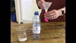 Vinegar and baking soda balloon