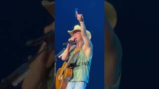 Awesome Concert in #greensborocoliseum #kennychesney