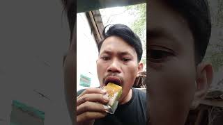 #shorts Makan kue lapis #tiktok #trending