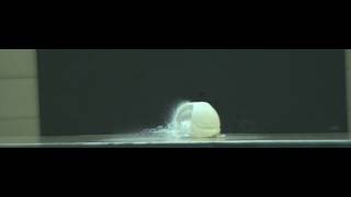 Slow Motion de globo de agua reventado. 5000 fps