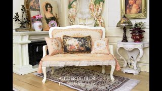 French Louis XV Style Settee in Cream with upholstered Aubusson Tapestry and 3 Pillows