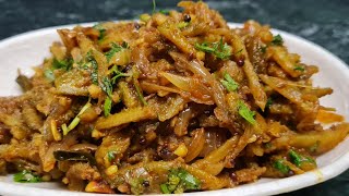 वर्षातून एकदाच मिळणारी औषधी पावसाळी रानभाजी कंटोळी | Kantoli Bhaji | Kakode ki sabji | करटुले भाजी