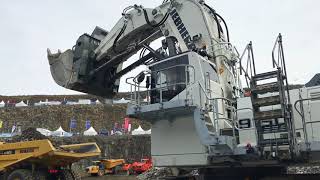 STEINEXPO 2017 - BIG EXCAVATOR * LIEBHERR 9150 * KOMATSU HD605