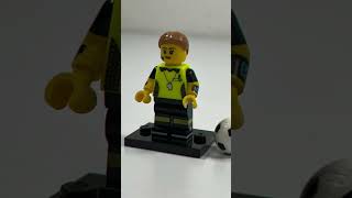 LEGO Minifigures Series 24 - Football Referee - Speed Build