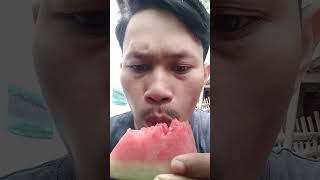 #shorts Makan semangka #trending #tiktok