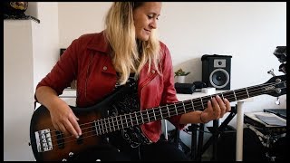 Rebecca Krogmann - Mark Ronson - Uptown Funk ft. Bruno Mars (Bass Cover)