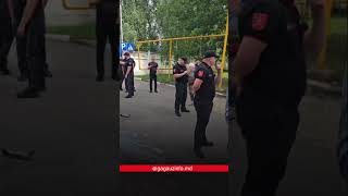 Протест в Бельцах: на людей с дрона сбросили ПАКЕТ С НЕИЗВЕСТНОЙ ЖИДКОСТЬЮ