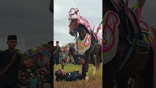 Pawang dan kuda silat terbaik se-Jawa barat mang kala X si raja #bagjatv #shorts #kudarenggong