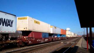 BNSF # 7474 Leas Intermodal With Fakebonnet Through Congress Park,Illinois