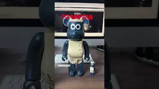 Unboxing bearbricka