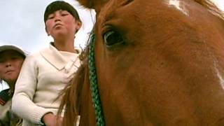 KYRGYZ GIRLS SINGING