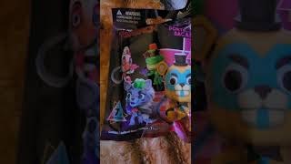 FIVE NIGHTS AT FREDDY'S MYSTERY BAG HANGER!!