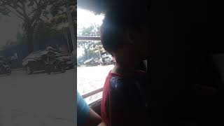 bata namimigay ng subri sa jeep na kausap ko. kawawa