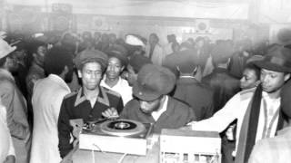 Cornel campbell V Louie Lepkie - Rope in/Love in a Jamdown (Rope in Riddim)