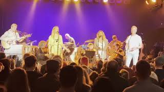 Delta Rae Holiday Show - The Whole World Waits for Christmas Morning