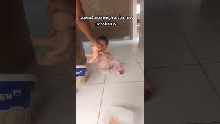 Quando a bebê começa a dar uns passinhos