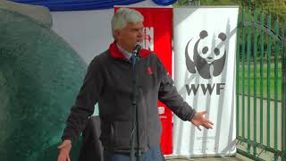 Entrega cola de ballena WWF Chile a MNHN-2018