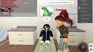 I was playing bloxburg and found a dentist!