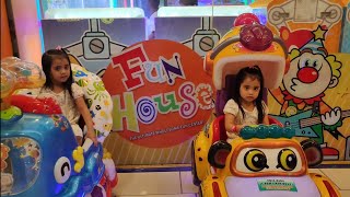 Fun time riding at Fun House with Hailey and Sofey | Manliguez Twins