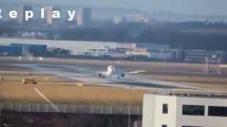 Crosswind Landing during a heavy winter storm