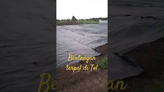 # terpal untuk timbunan tanah tol berlapis#