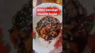 Bikin Cemilan di musim Hujan #shorts  #puspawarni