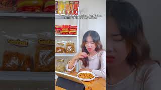 Keburu abis deh makananya 🙂‍↕️ #gehelsnack #mukbang #snackmilenial #food #snacks  #jajanan