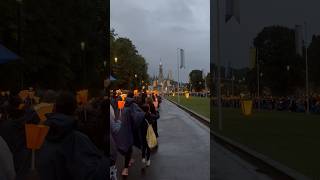 procesión en la Basílica en Lourdes 🇫🇷🙏🏽