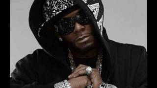 R. KELLY fT. RICK ROSS -SHE KNOWS WHAT SHE WANTS(NEW MUSIC)