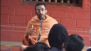 Discourse on “Patanjali Yoga sutra” by Swami Devanandapuri | Ayurveda yoga Villa