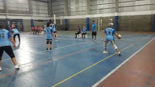 Newcom torneo recreativo lanzamiento de la liga femenina de Alte Brown video 7