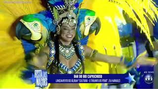 Marciele Albuquerque dança ao som de “O Tambor da Terra” no Bar do Boi Caprichoso, em Manaus