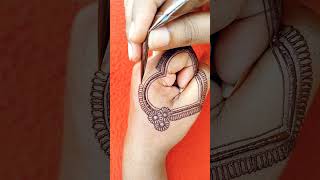 Heart 😍 Shape Tattoo Mehndi Design#shorts#mehndi #mehndidesign#tattoo #heartmehndi#viral#viralvideo