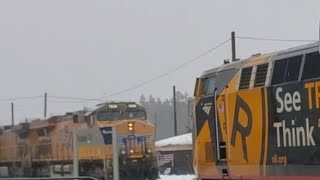 California Zephyr and Union Pacific train meet in Truckee!