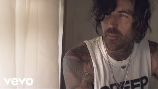 Yelawolf Ft. Joshua Hedley - Shadows