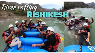 गंगा जी में राफ्टिंग की सभी ने 😇 | ऋषिकेश | River rafting adventure | 16 km रोमांचक सफर🤩