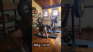 Going back to high reps on the bench press (88kgx10)