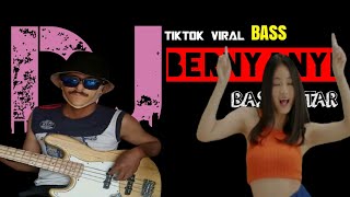 BERNYANYI BASS GOYANG SHOOPE