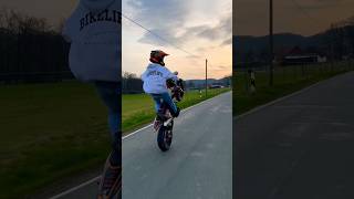 WHEELIE IN SUNSET #bikelife