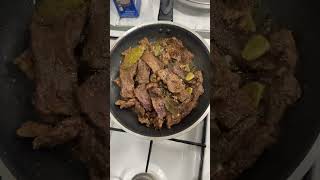 Говяжьи вырезки на сливочном масле 🥩🥩🥩😋😋😋