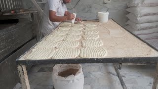 Baking Berber bread in Iran|Berber bread is a delicious and delicious bread