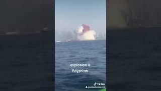 explosion à Beyrouth  Vu sur un   BATEAU