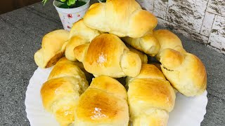 Soft and Fluffy Crescent Rolls Recipe // Easy simple fluffy recipe //Everydayfood ￼