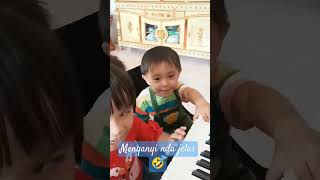 Nyanda ada musik, jadi sudah... biar nentau apa t lagu🤣. #keponakan