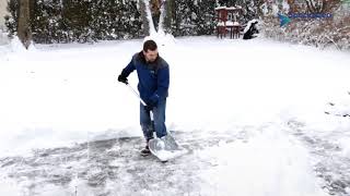 How to Prevent Back Pain While Shoveling