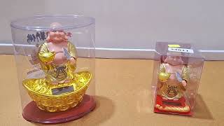 Unboxing and Review of Solar Plastic Laughing Buddha with Waving Fan and Ignot, Moving Head