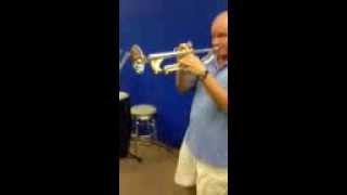 Dan Reed tries out the Navajo Spirit  series 2  Custom Trumpet