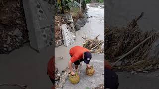 Jembatan yang putus bikin sulit ekonomi macet #shorts